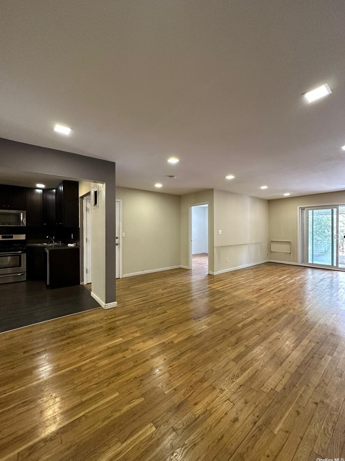 24-17 43rd St #2, Long Island City, NY 11103