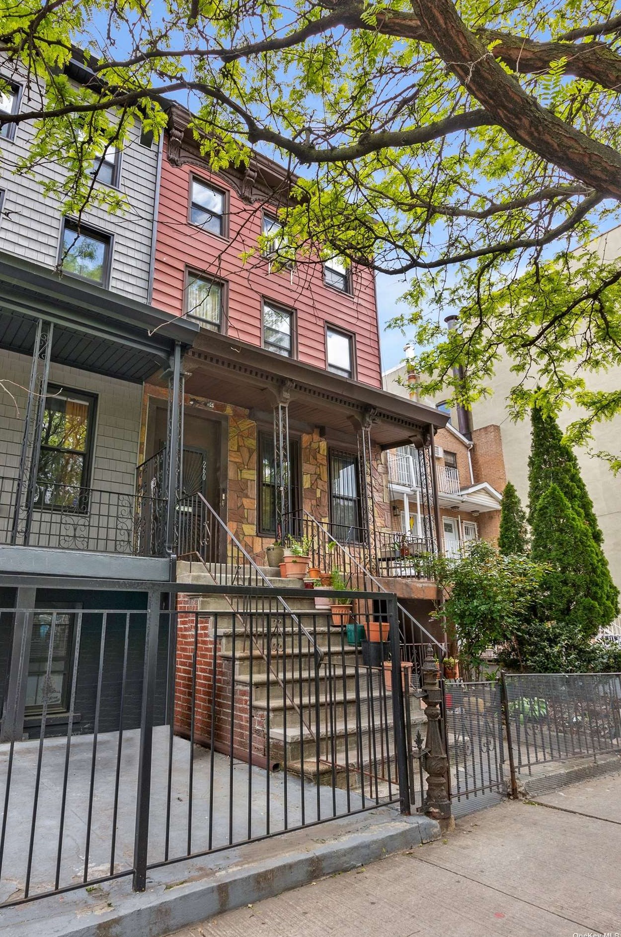 260 Tompkins Ave, Brooklyn, NY 11216-1254