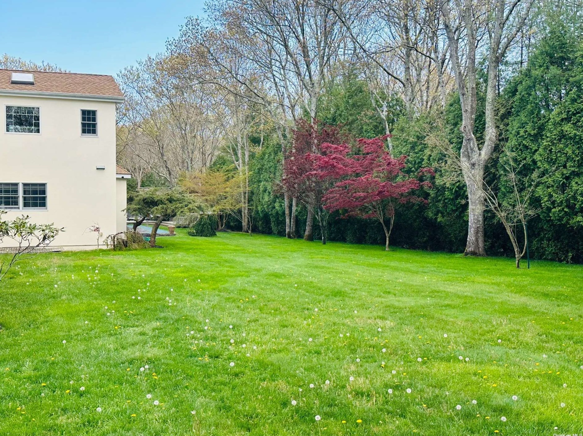 32 Bell Rd, East Hampton, NY 11937