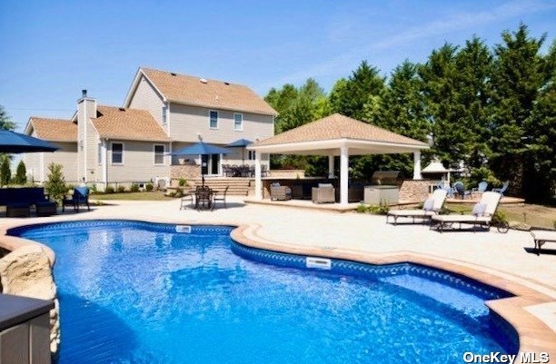 4270 Aldrich Ln, Mattituck, NY 11952