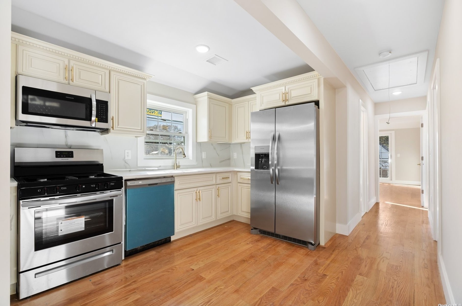 86-34 235th #2fl, Jamaica, NY 11426