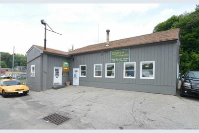 556 N Main Street - Photo 1