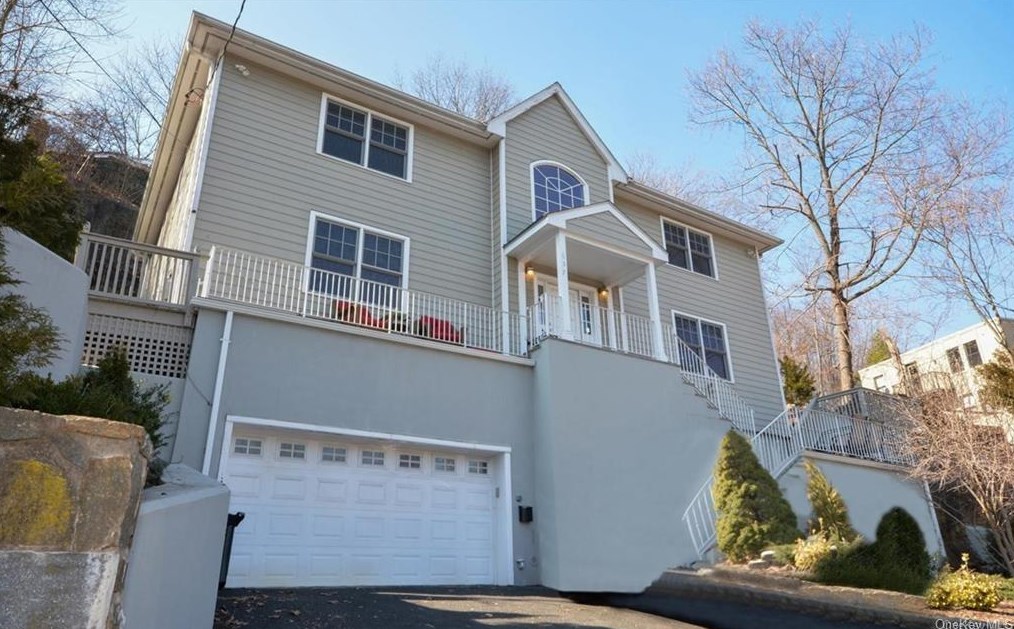 637 Scarsdale Rd, Yonkers, NY 10707