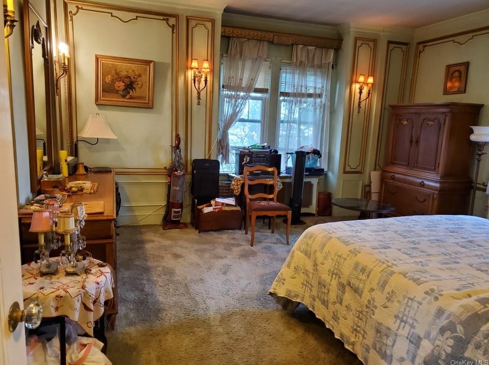 27 Berkeley Ave, Yonkers NY 10705-3712 exterior