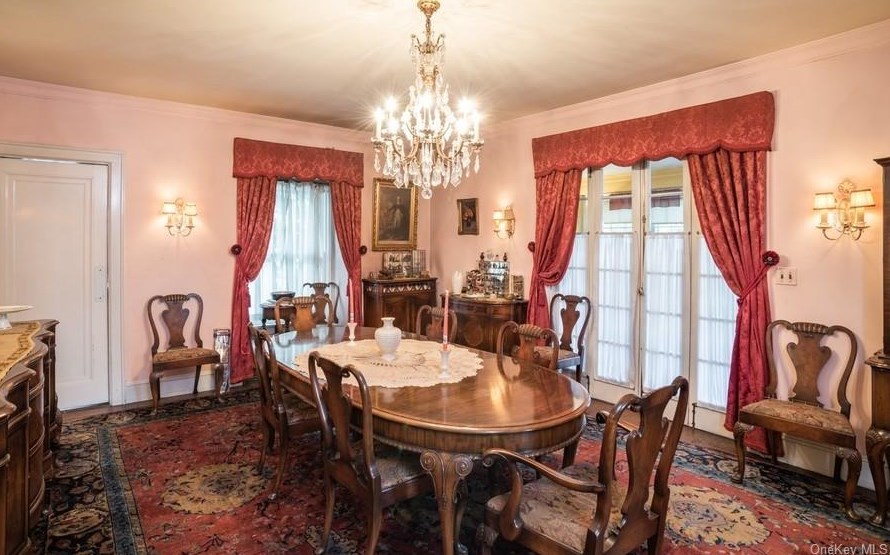 27 Berkeley Ave, Yonkers NY 10705-3712 exterior