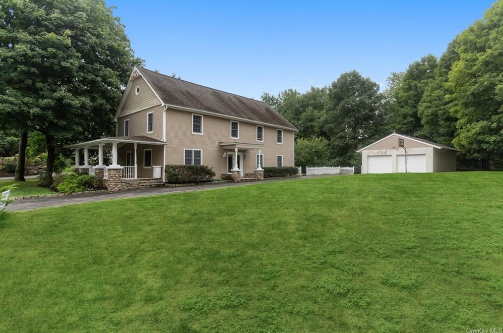 65 Furnace Woods Rd, Cortlandt Manor, NY 10567-6431