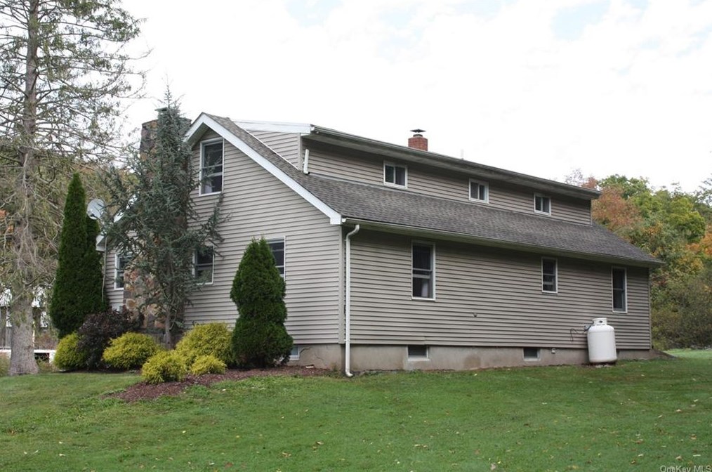 80 Lime Kiln Rd, Port Jervis, NY 12771-2334