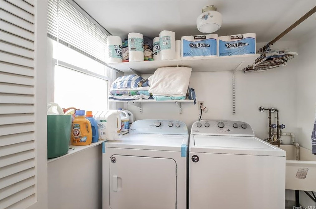 17 Willow Ln, Irvington On Hudson NY  exterior