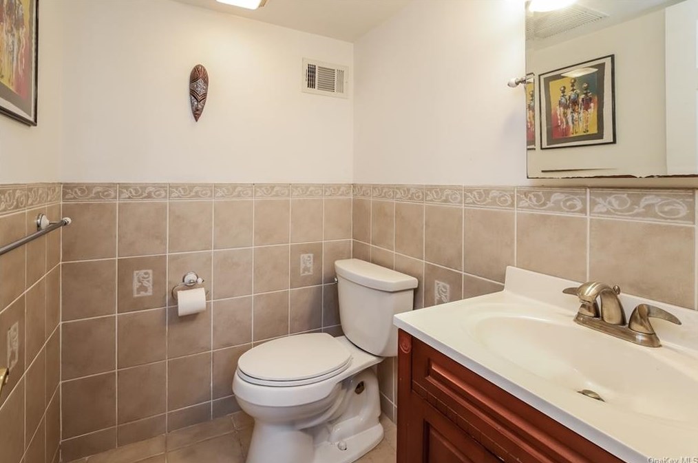 17 Willow Ln, Irvington On Hudson NY  exterior