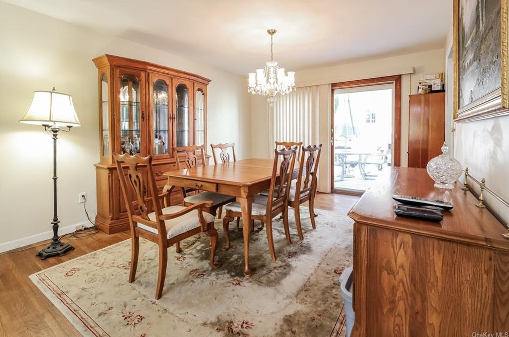 17 Willow Ln, Irvington On Hudson NY  exterior