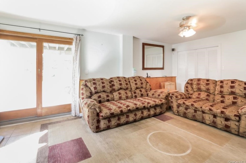 17 Willow Ln, Irvington On Hudson NY  exterior