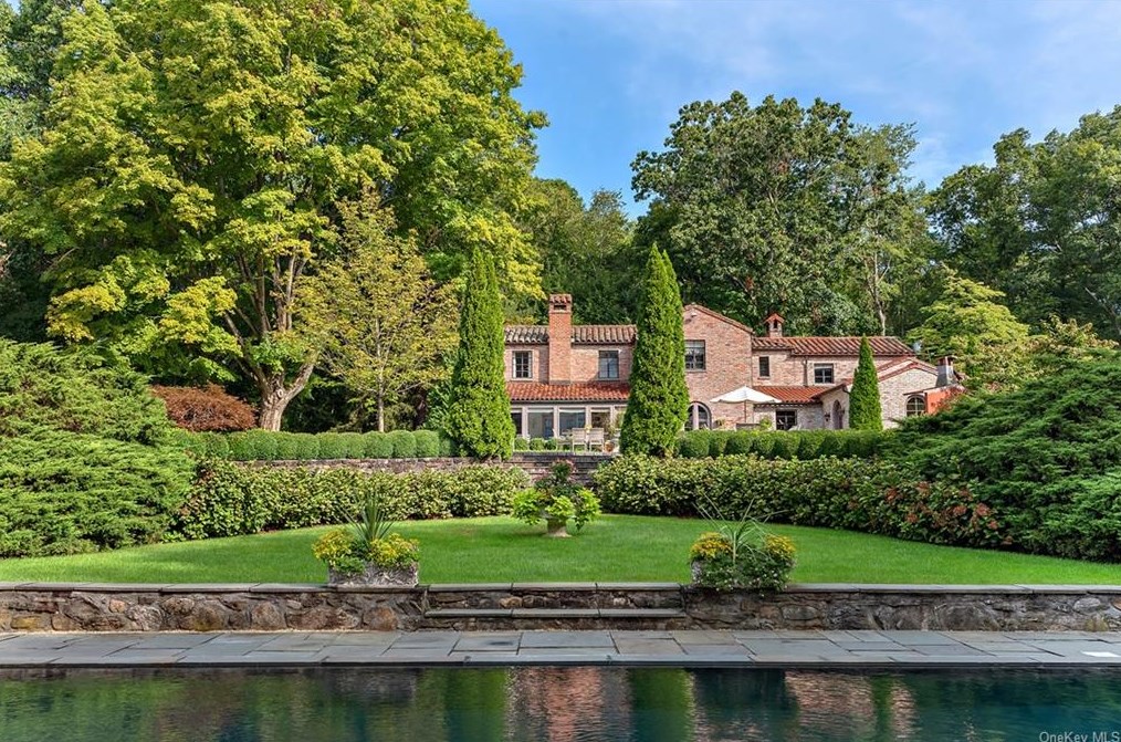 340 Cross River Rd, Katonah, NY 10536-3510