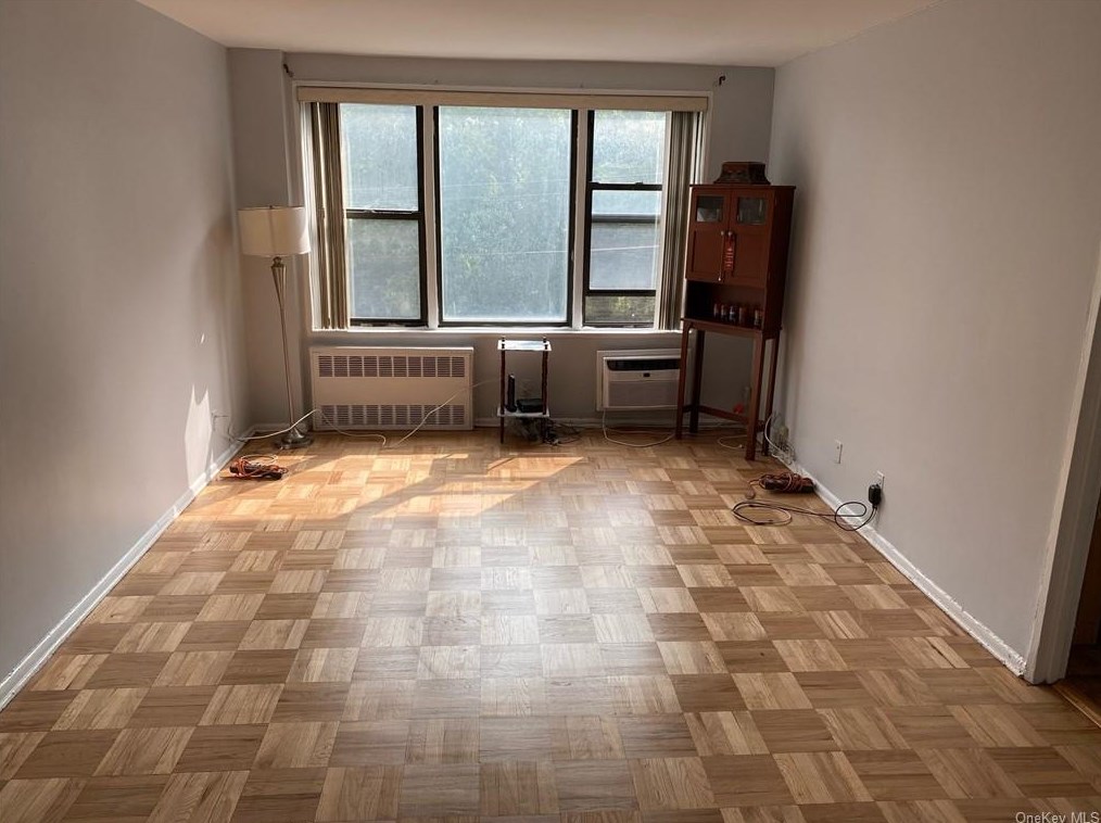 575 Bronx River Rd, Yonkers, NY 10704-1798