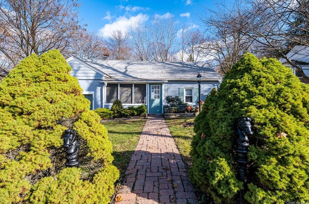 43 Orange Ave, Goshen, NY 10924-2117