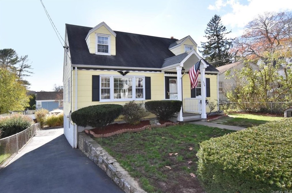 126 Fairmont Ave, Yonkers, NY 10706-3211