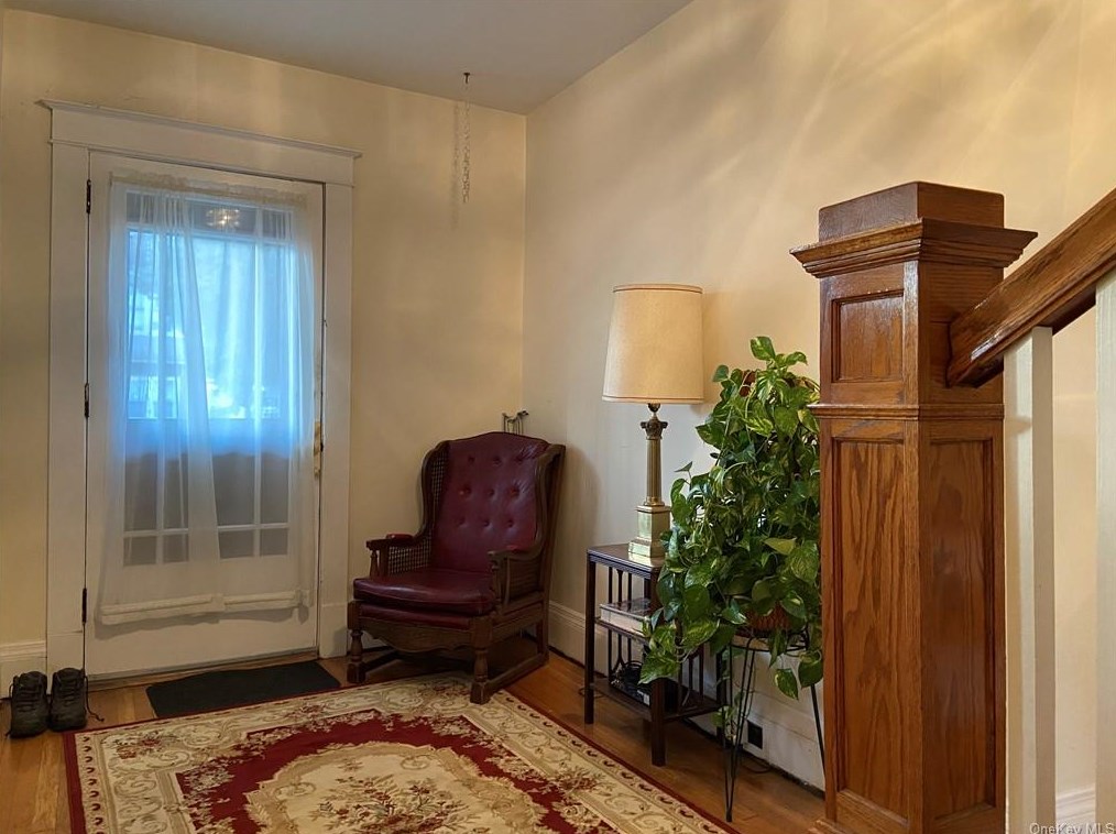 56 Townsend Ave, Newburgh, NY 12550-4318