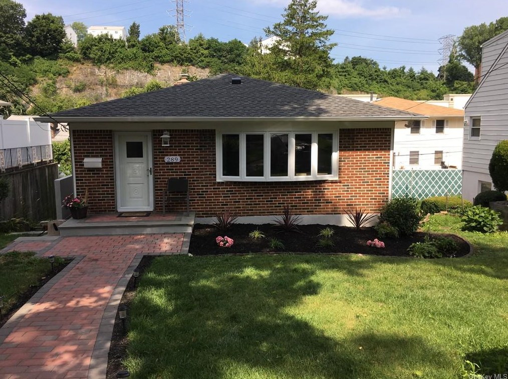 287 Helena Ave, Yonkers, NY 10710-2118