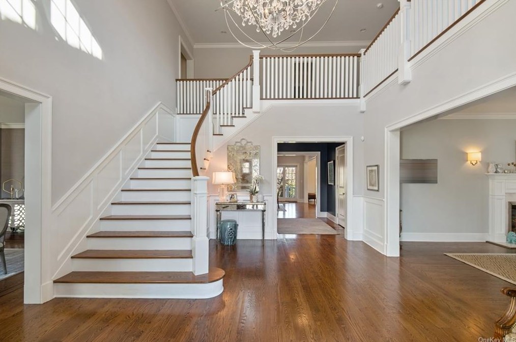 1030 Seven Oaks Ln, Mamaroneck, NY 10543-4720