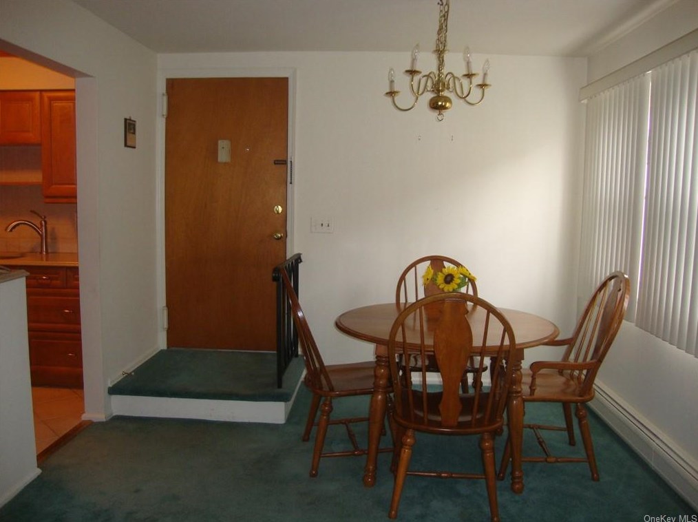 10 Normandy Vlg, Nanuet, NY 10954-2818