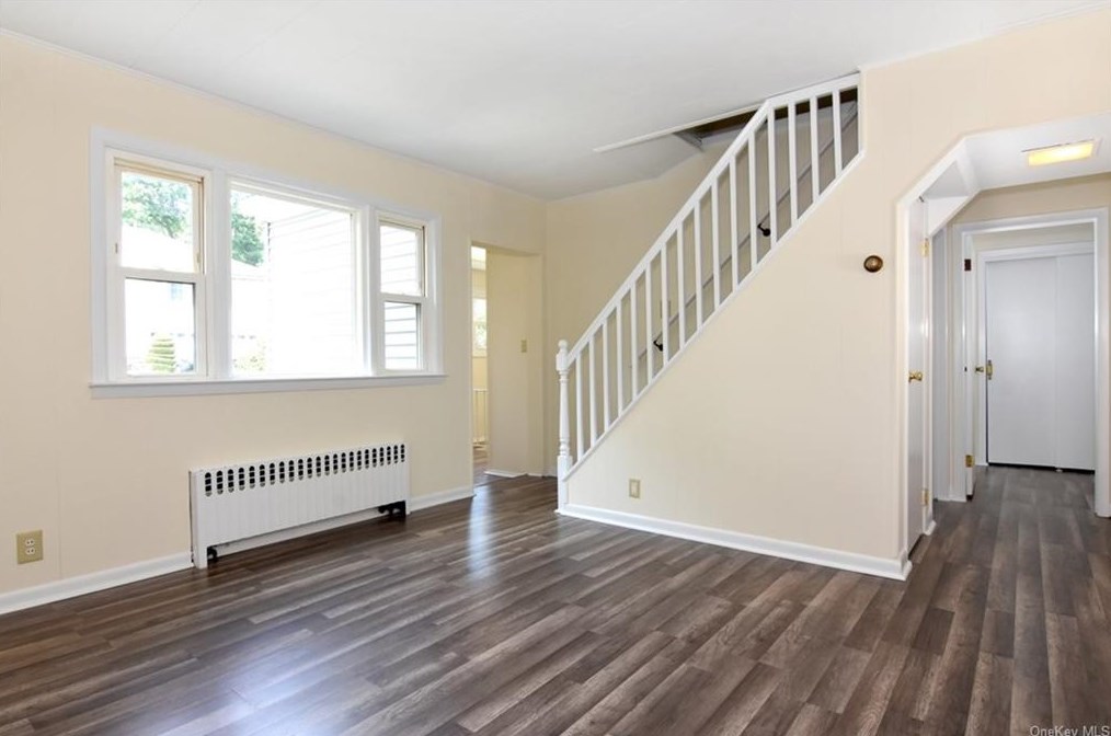 94 Northfield Ave, Dobbs Ferry, NY 10522-1517