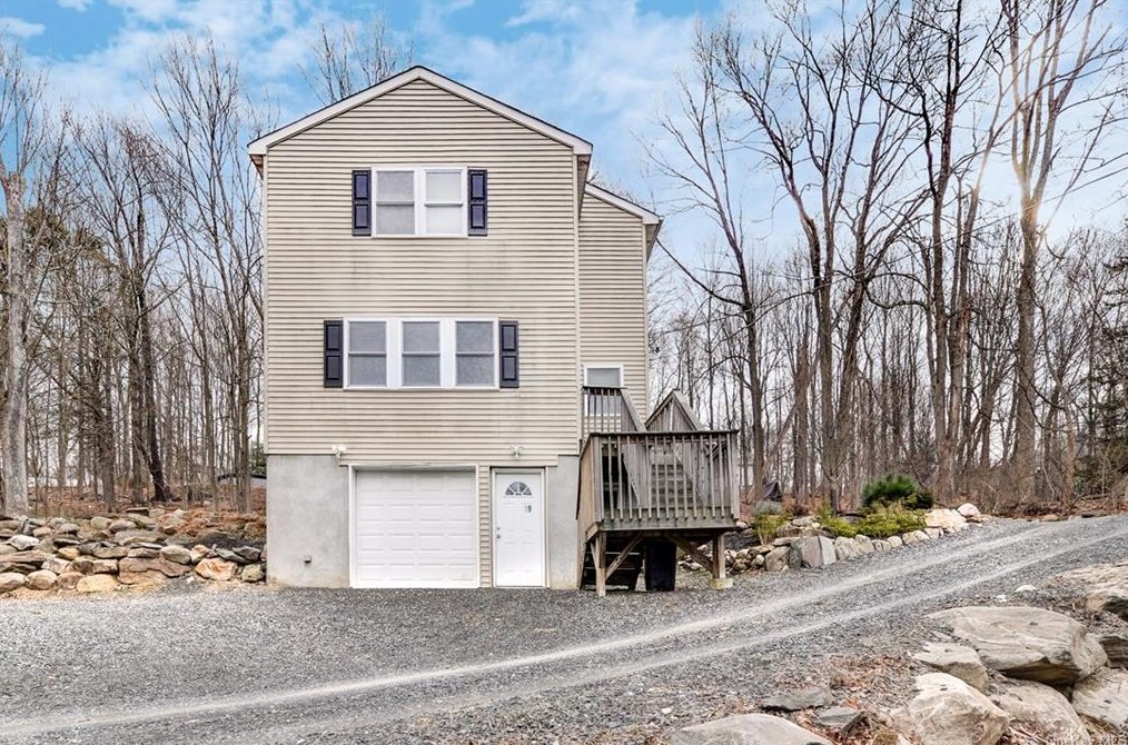 19 Underhill Trail, Monroe, NY 10950
