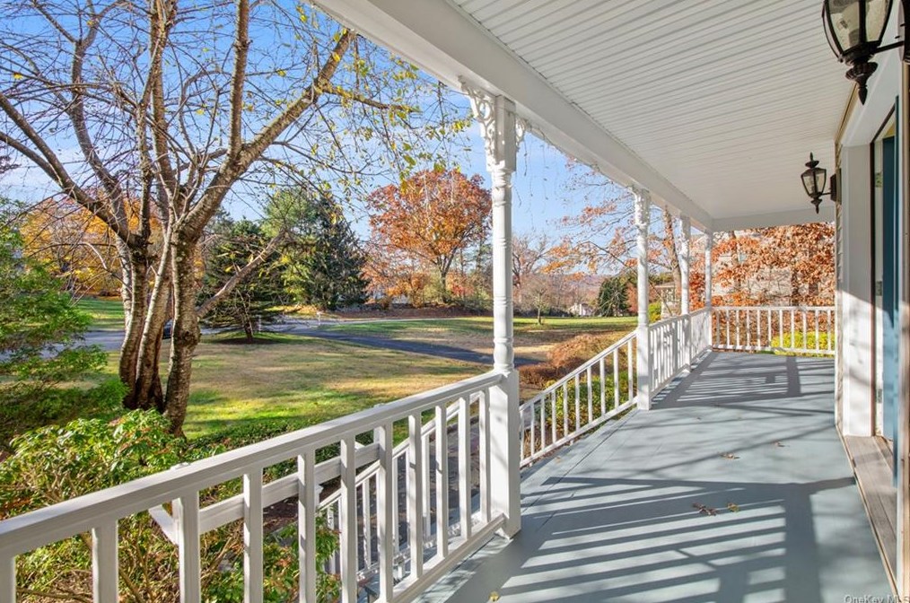 10 Mill Ct, Cortlandt Manor, NY 10567-1468