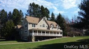 554 Ludingtonville Rd, Whaley Lake, NY 12531