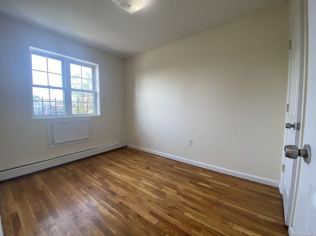 767 E 216th St #3, Bronx, NY 10467