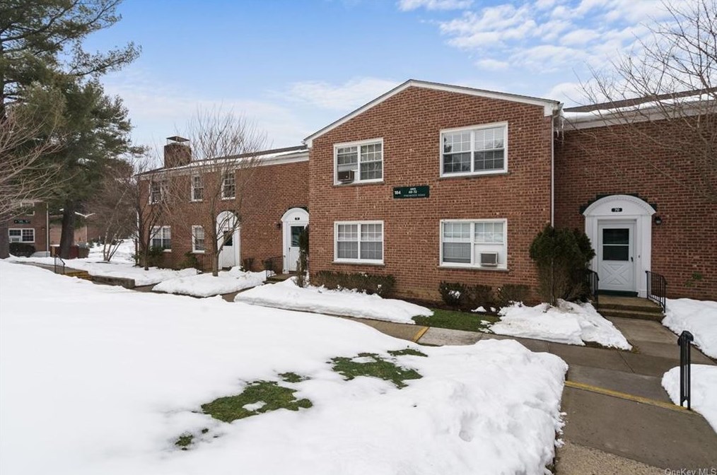184 Pinewood Rd #71, Hartsdale, NY 10530