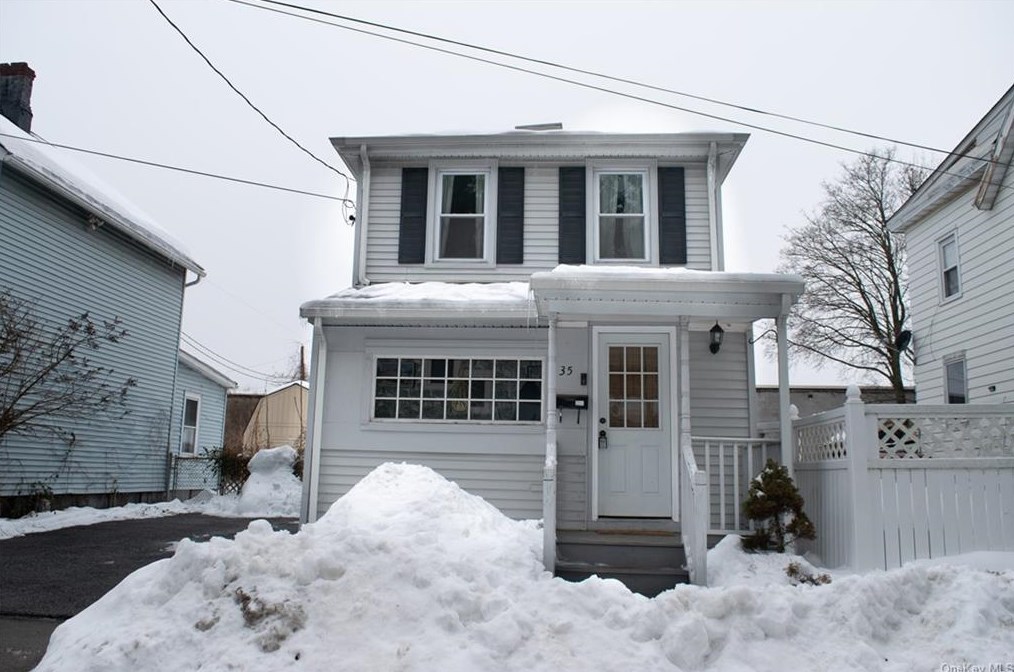 35 Church St, Beacon, NY 12508-1927