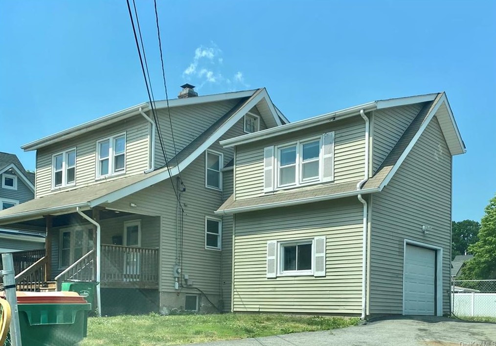 18 Church St, Beacon, NY 12508-1912