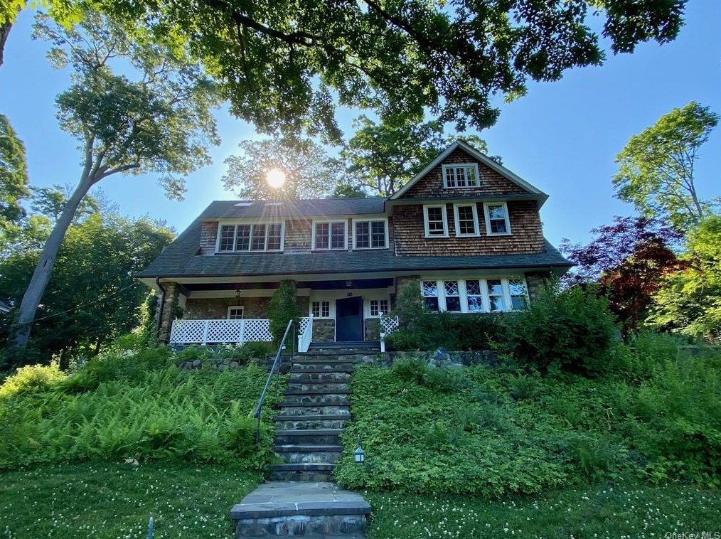 50 Parkway Dr, Dobbs Ferry, NY 10522-3517