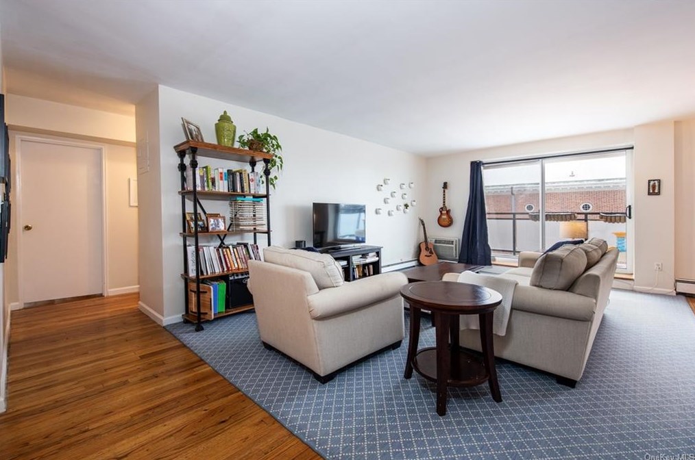 377 Westchester Ave #2d, Rye Brook, NY 10573