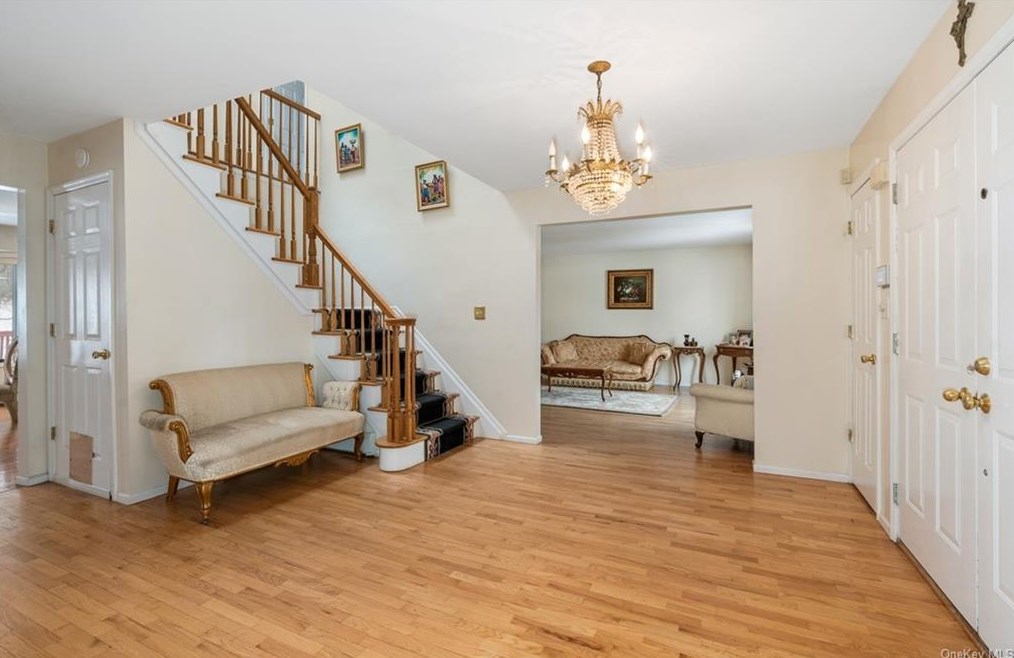 20 Trailside Pl, New City, NY 10956-1336