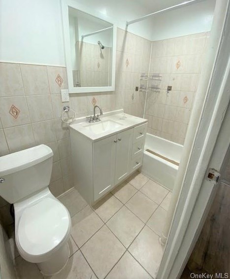 90 Norwood Ave #2 East, Brooklyn, NY 11208
