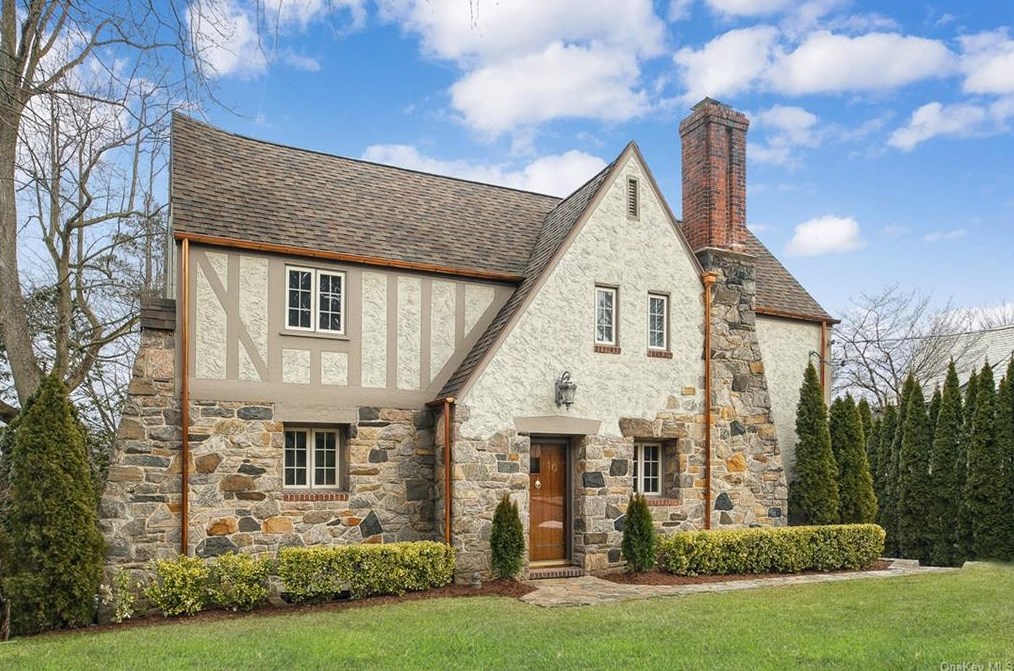 10 Idlewood Rd, White Plains, NY 10605