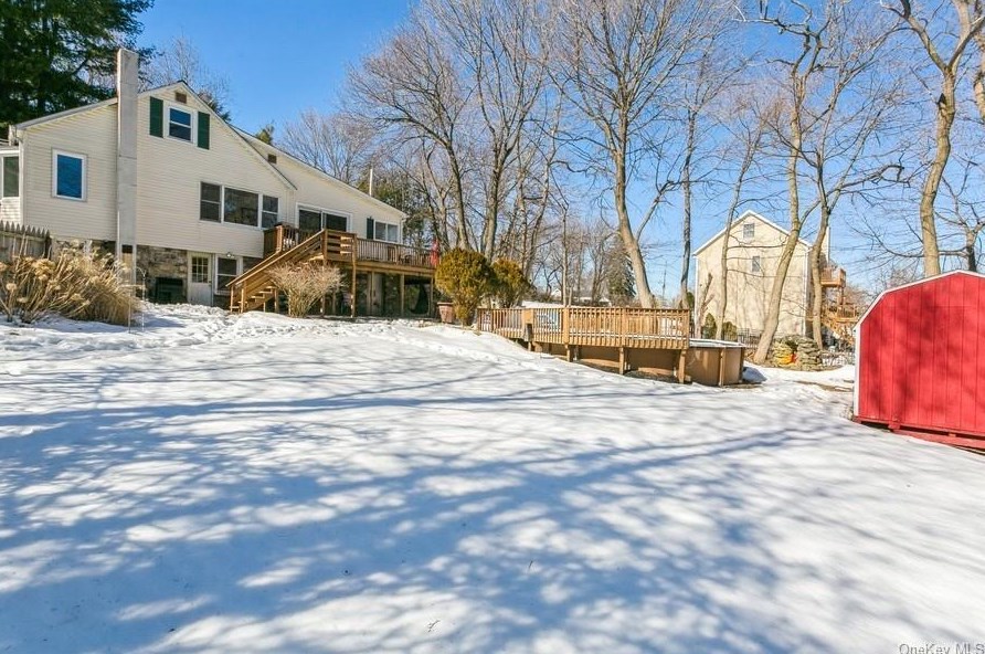 2 Middle Branch Rd, Mahopac, NY 10541