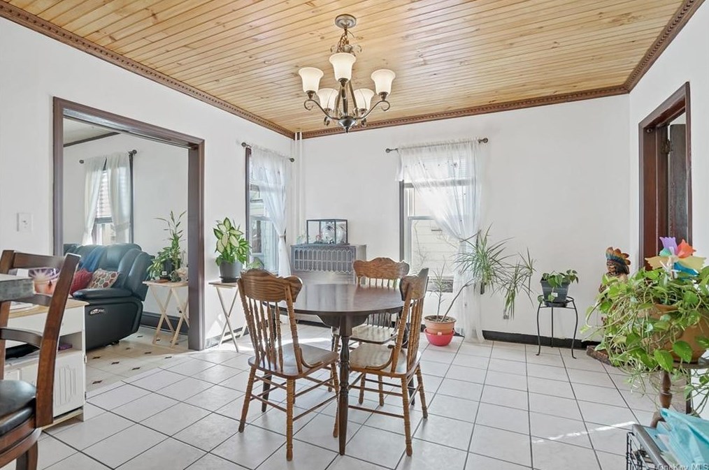 935 Reynolds St, Peekskill NY 10566-2332 exterior