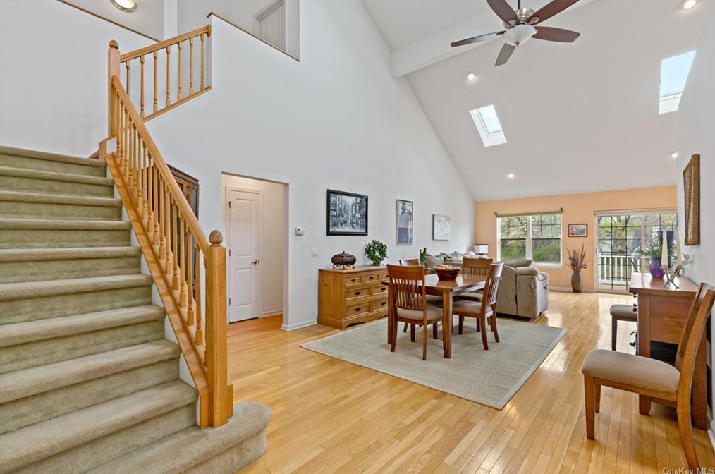 65 Roma Orchard Rd, Peekskill, NY 10566-4870