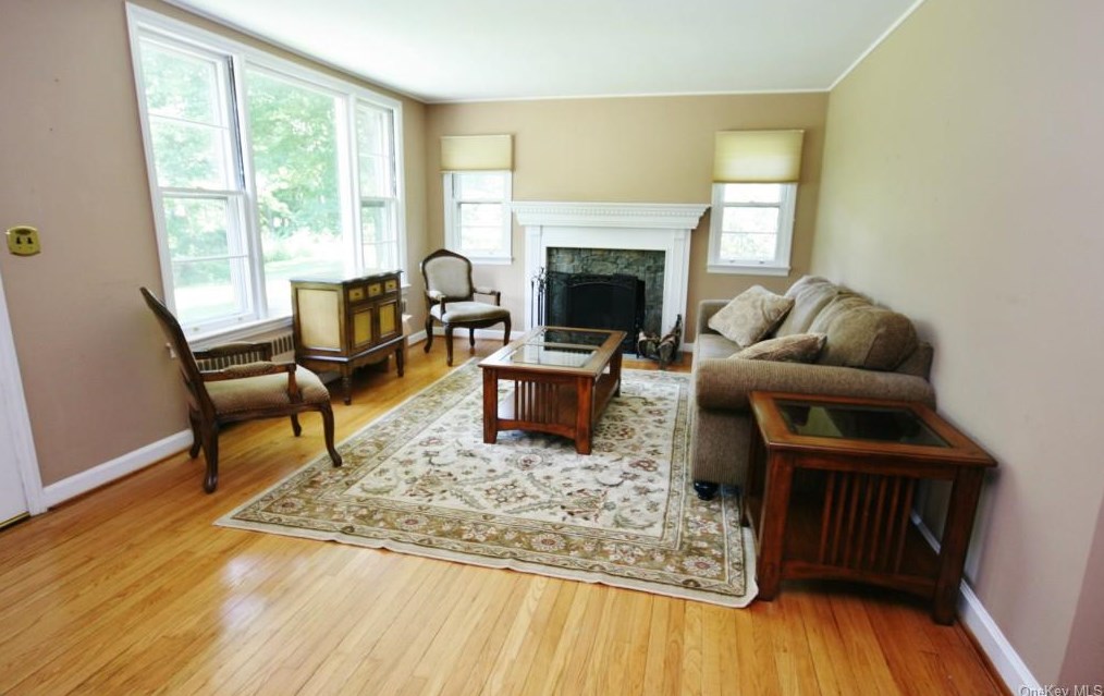 12 Lake Ave, Bedford, NY 10506