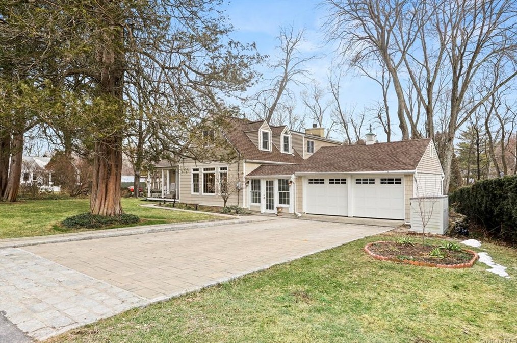5 Clinton Ave, Cortlandt Manor, NY 10567-5101