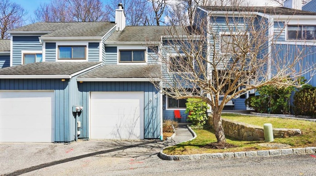 46 Timber Rdg, Mount Kisco, NY 10549-3623