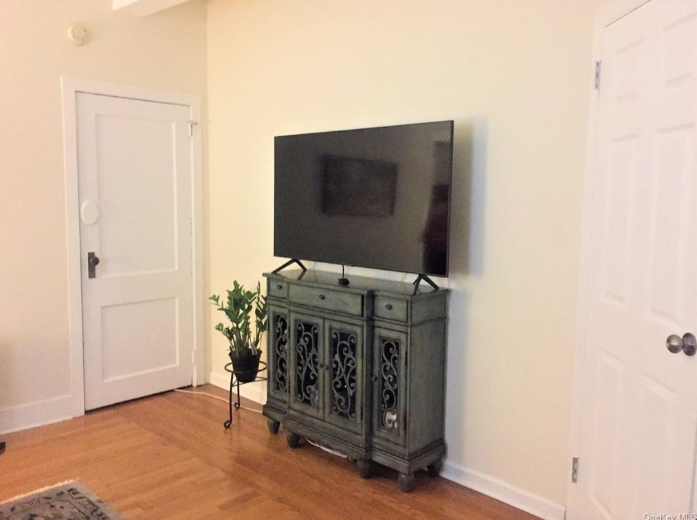346 Columbus Ave #1, Yonkers, NY 10707
