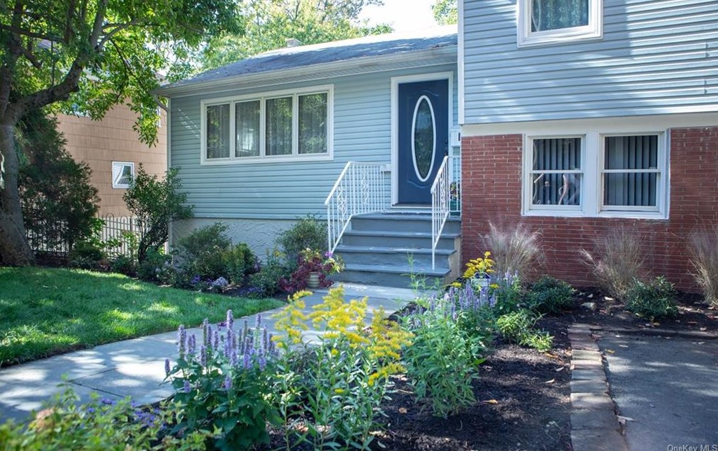 15 Broadway, Dobbs Ferry, NY 10522-2827