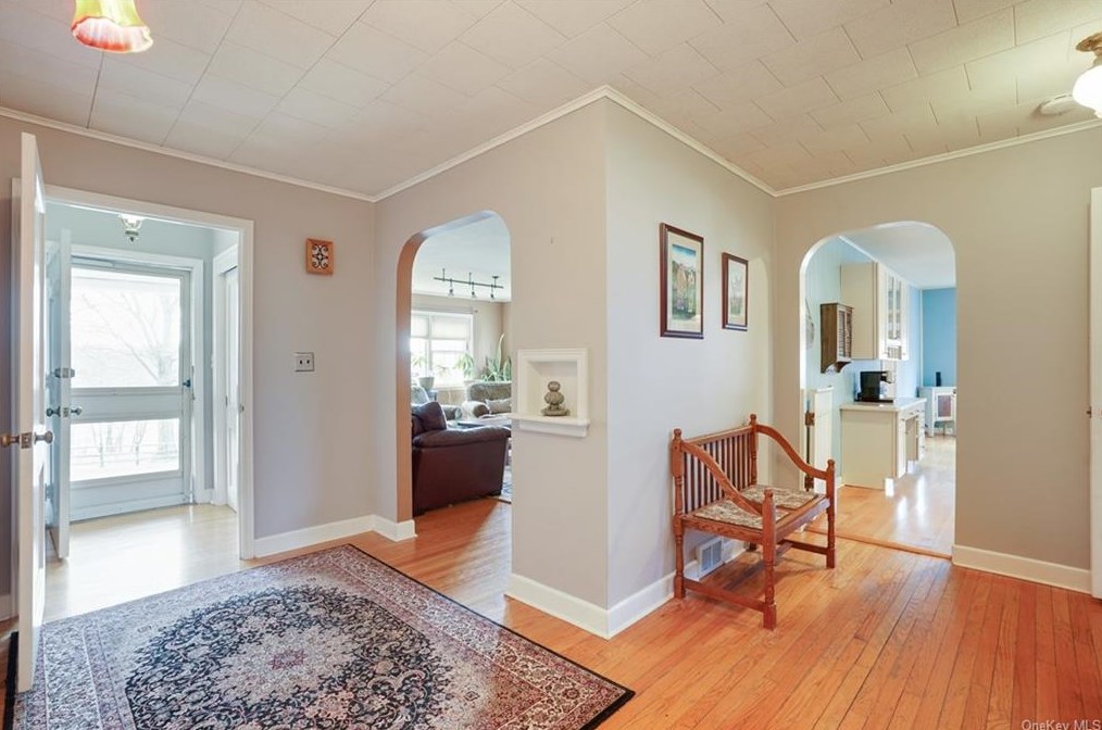 12 Island View Ave, Monroe NY  10950-1406 exterior