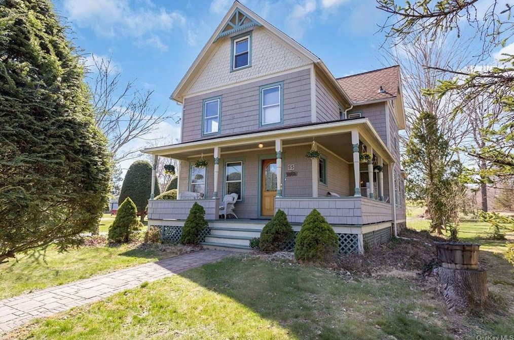 55 South St, Patterson, NY 12563