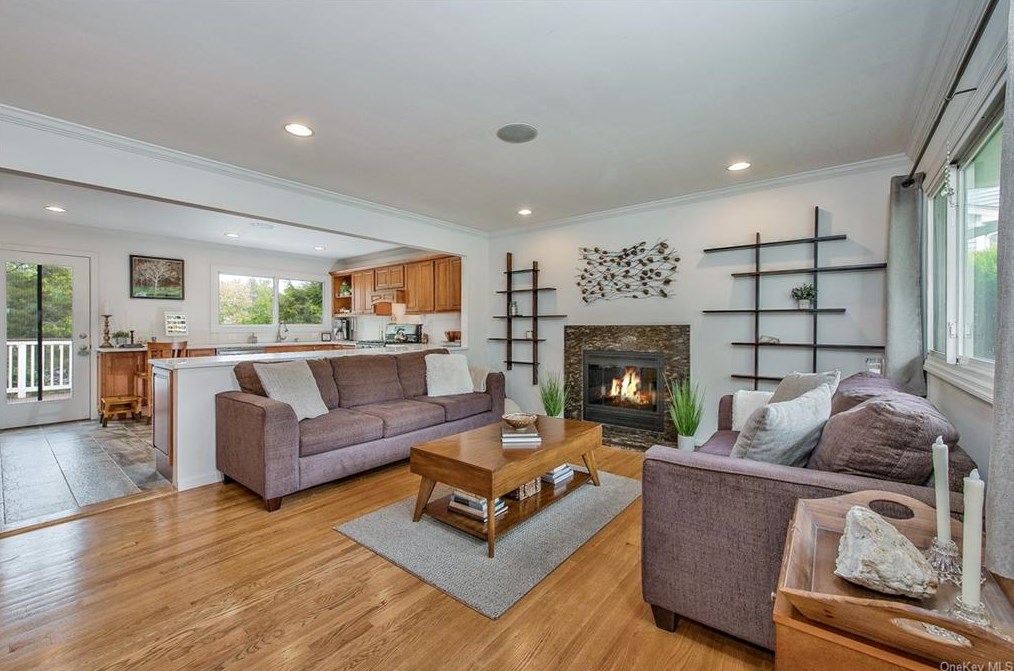 1628 Prospect Ter, Peekskill NY  10566-4833 exterior