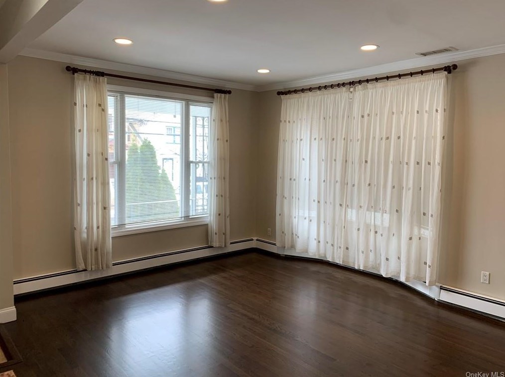 97 Hart Ave #1l, Yonkers, NY 10704