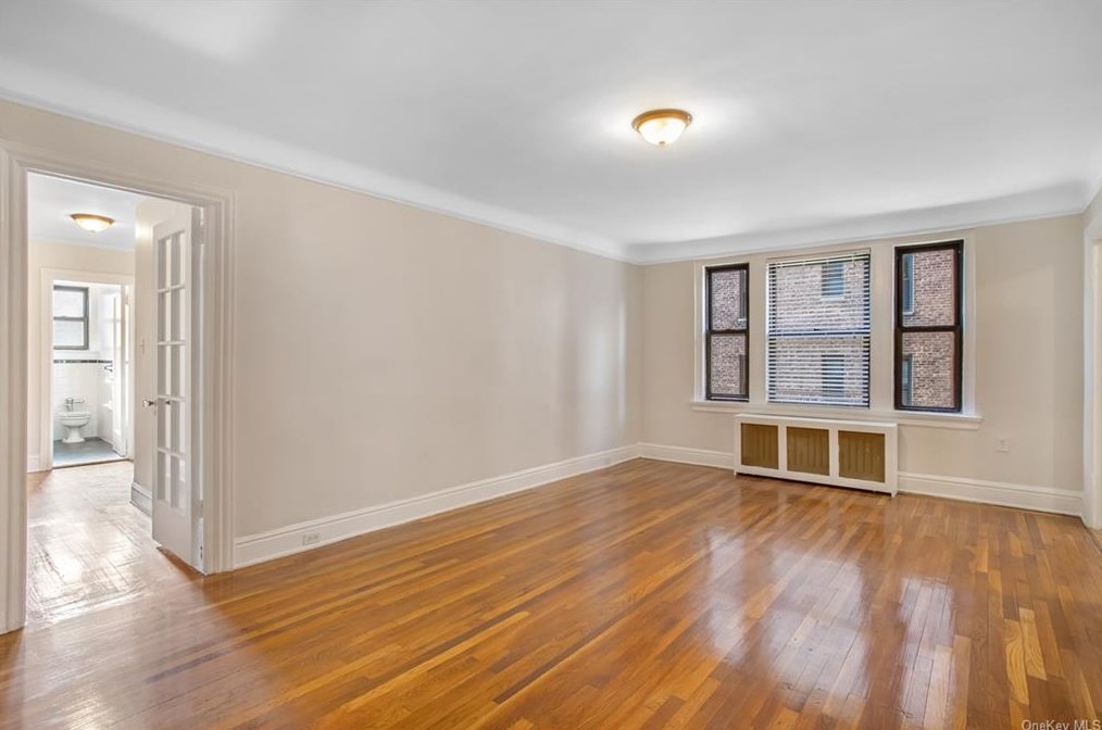 234 Martine Ave #1j, White Plains, NY 10601