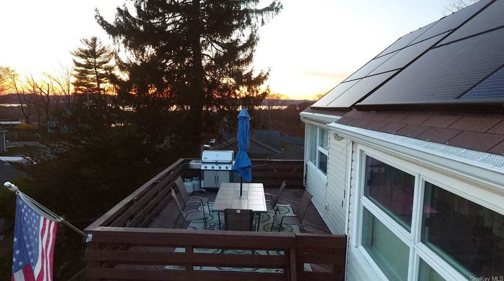 19 Hillcrest Ave, Crotonville, NY 10562